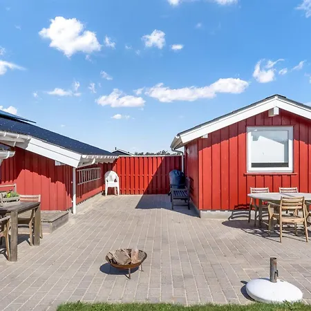 Hébergement de vacances Skrallan - 400m From The Sea By Interhome